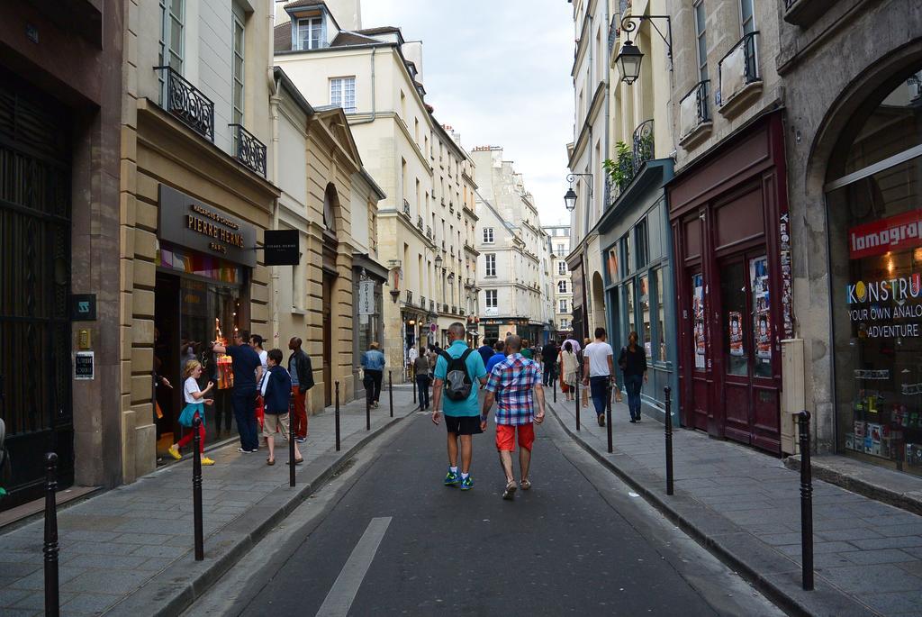 Pick A Flat'S Apartment In Le Marais - Rue Sainte Croix De La Bretonnerie 파리 객실 사진