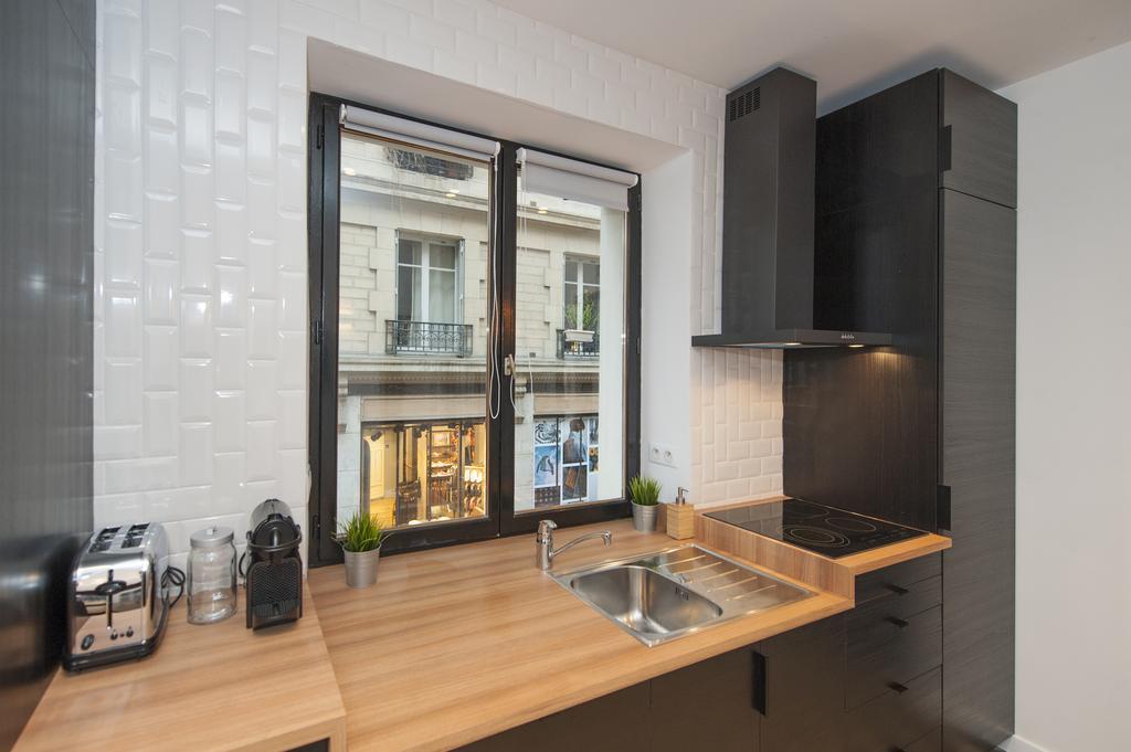 Pick A Flat'S Apartment In Le Marais - Rue Sainte Croix De La Bretonnerie 파리 객실 사진